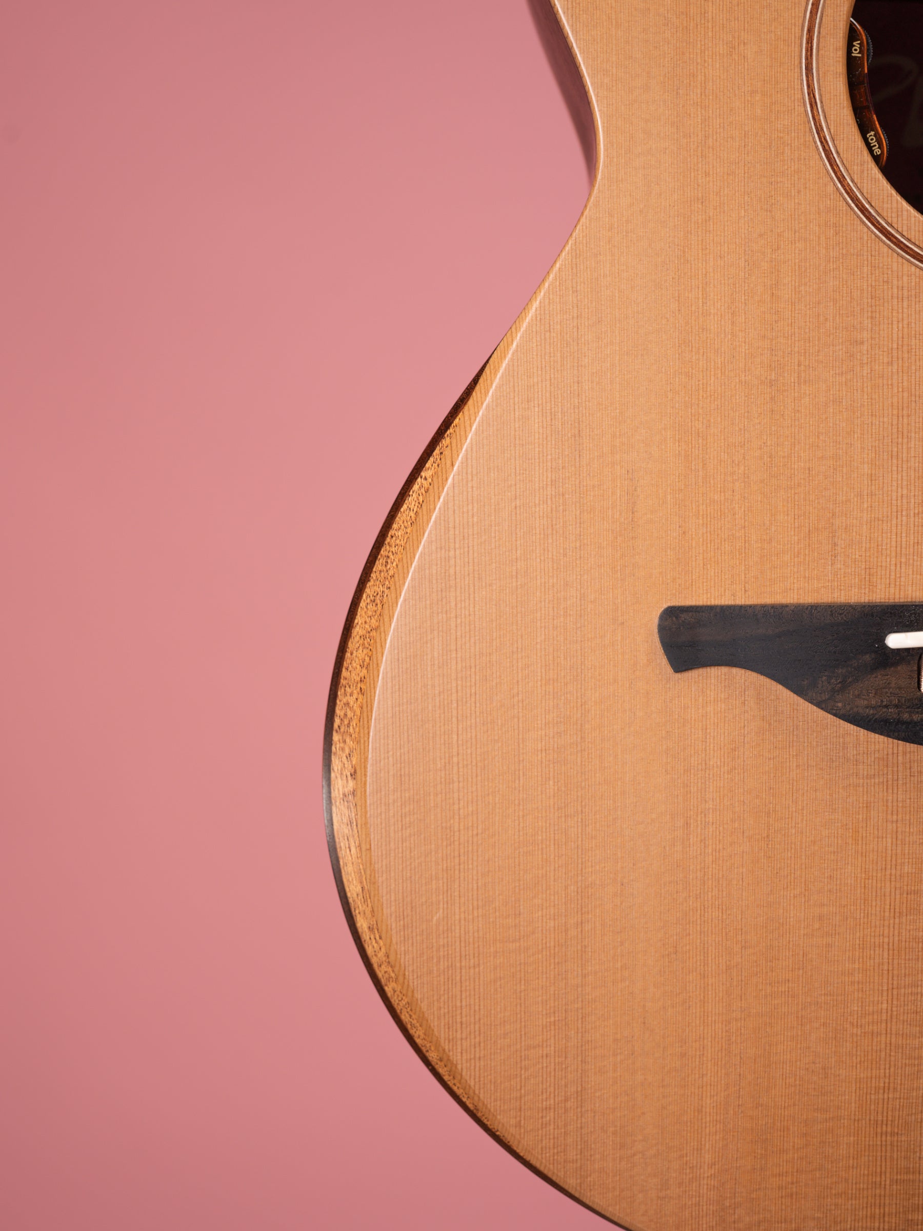 Play Model – Sheeran Guitars