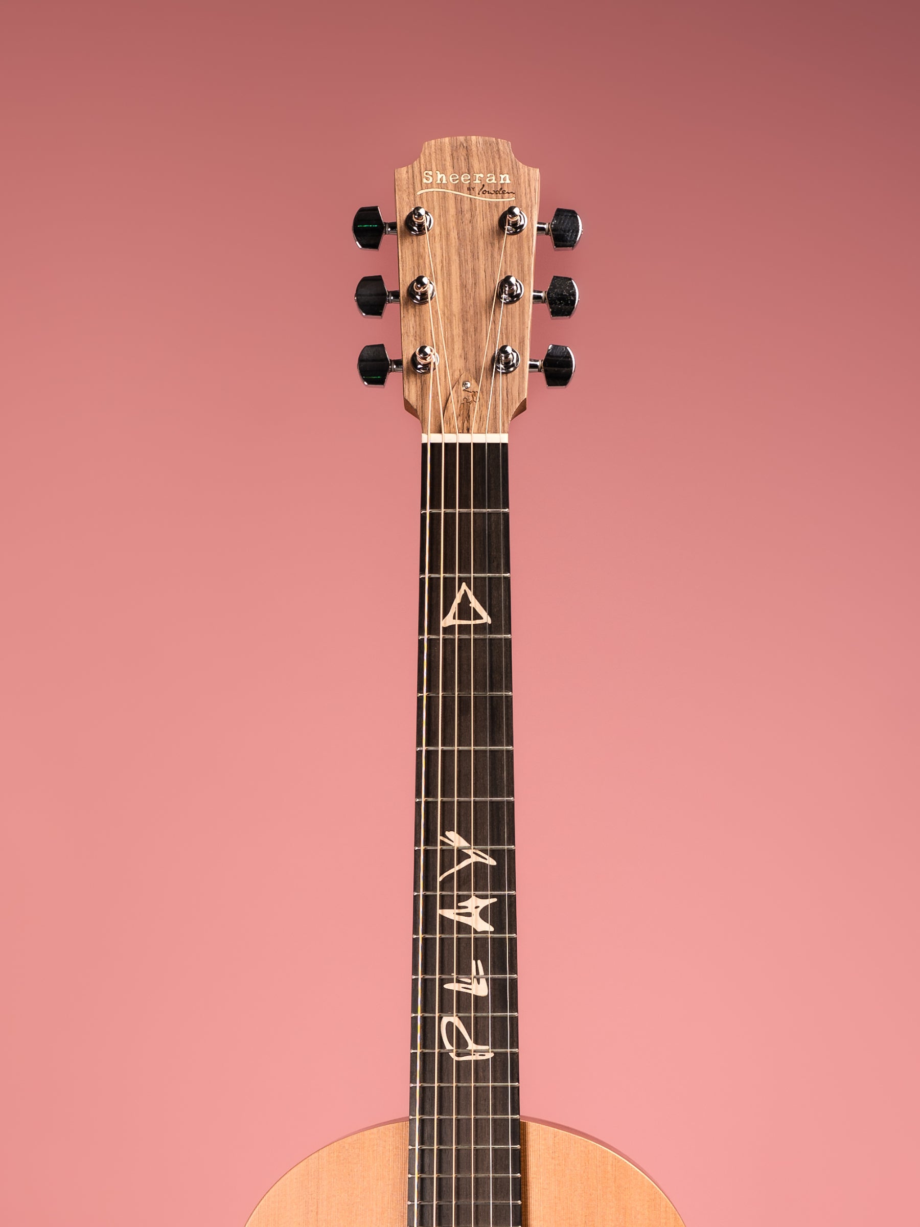 Play Model – Sheeran Guitars